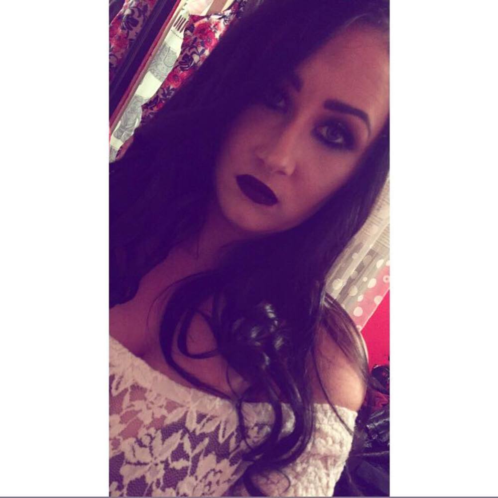 Meet your Posher, Cayleigh